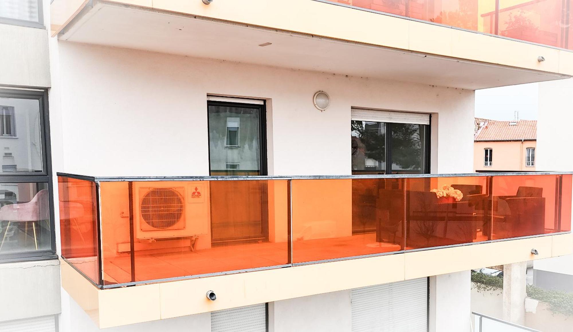 Appart neuf climatisé avec parking Perpignano Esterno foto